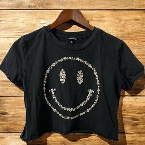 Originality Brand ‎ Black Cropped T-Shirt With Daisy Smiley Face Small